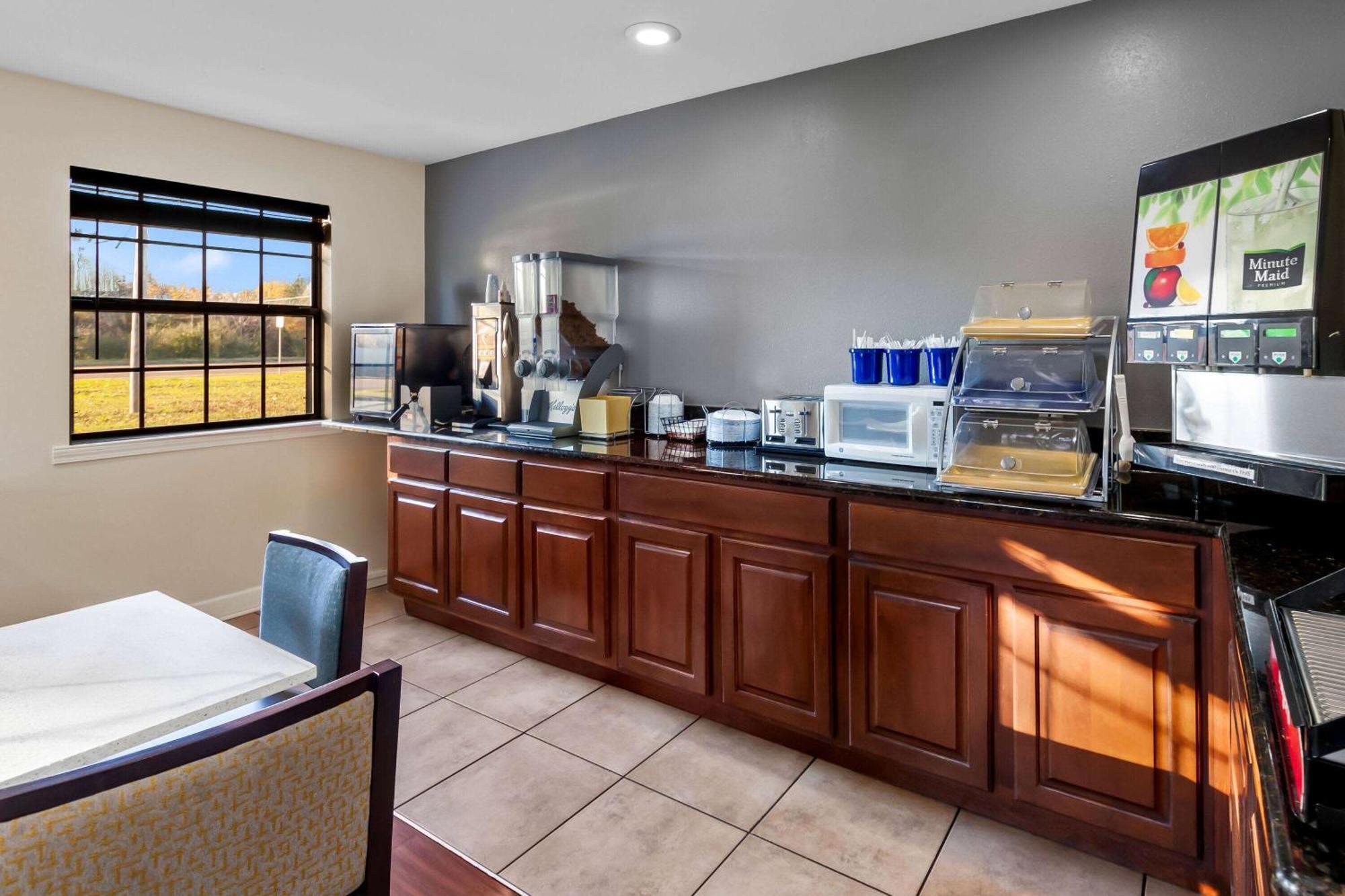 Days Inn By Wyndham Brownsville Exterior foto